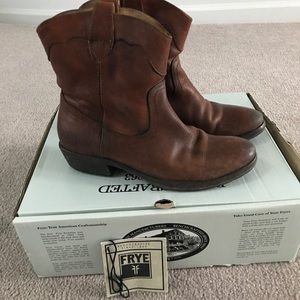 Frye Carson lug sole bootie.